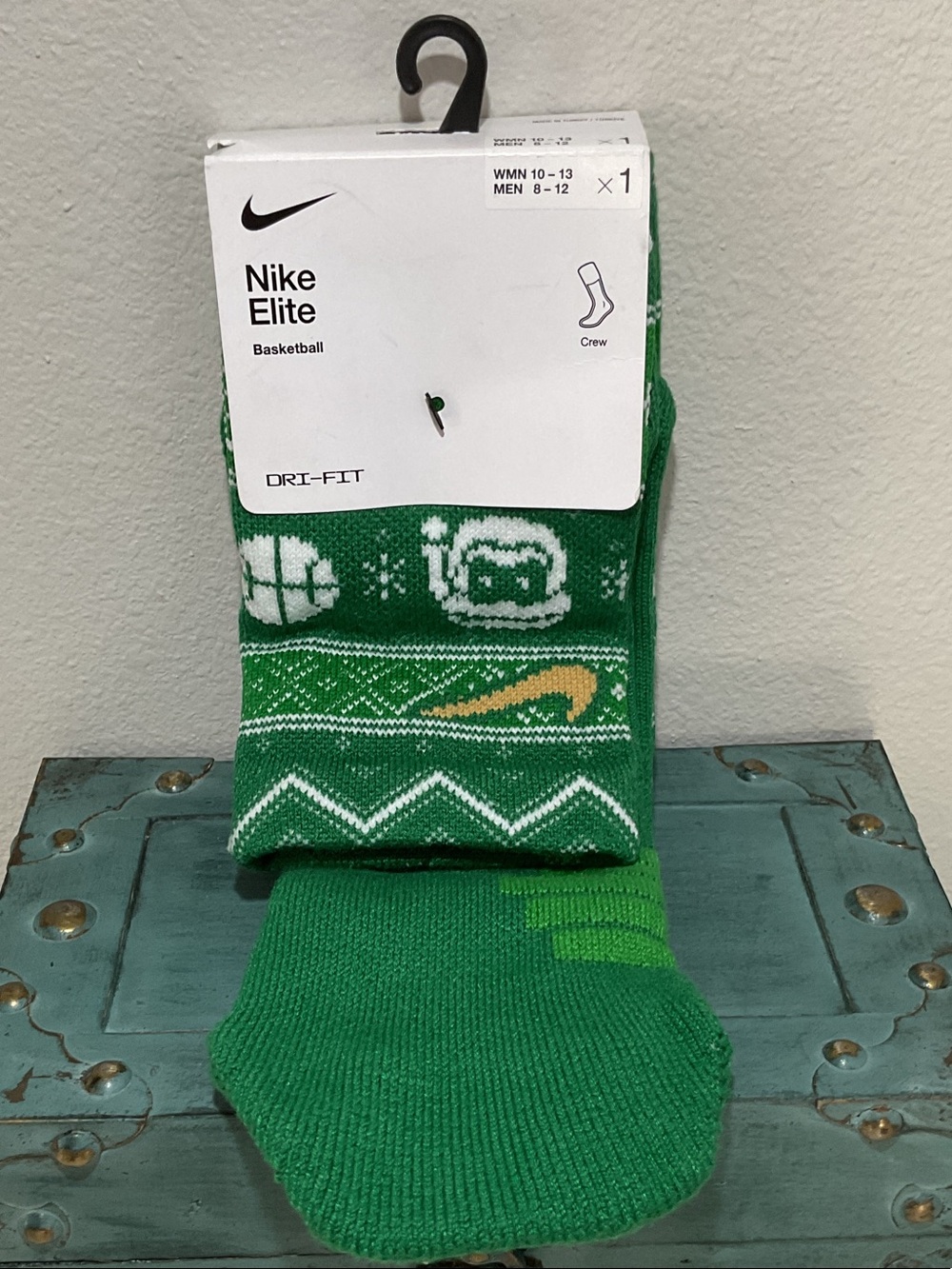 Nike Green Crew Basketball Socks with Gold Swoosh